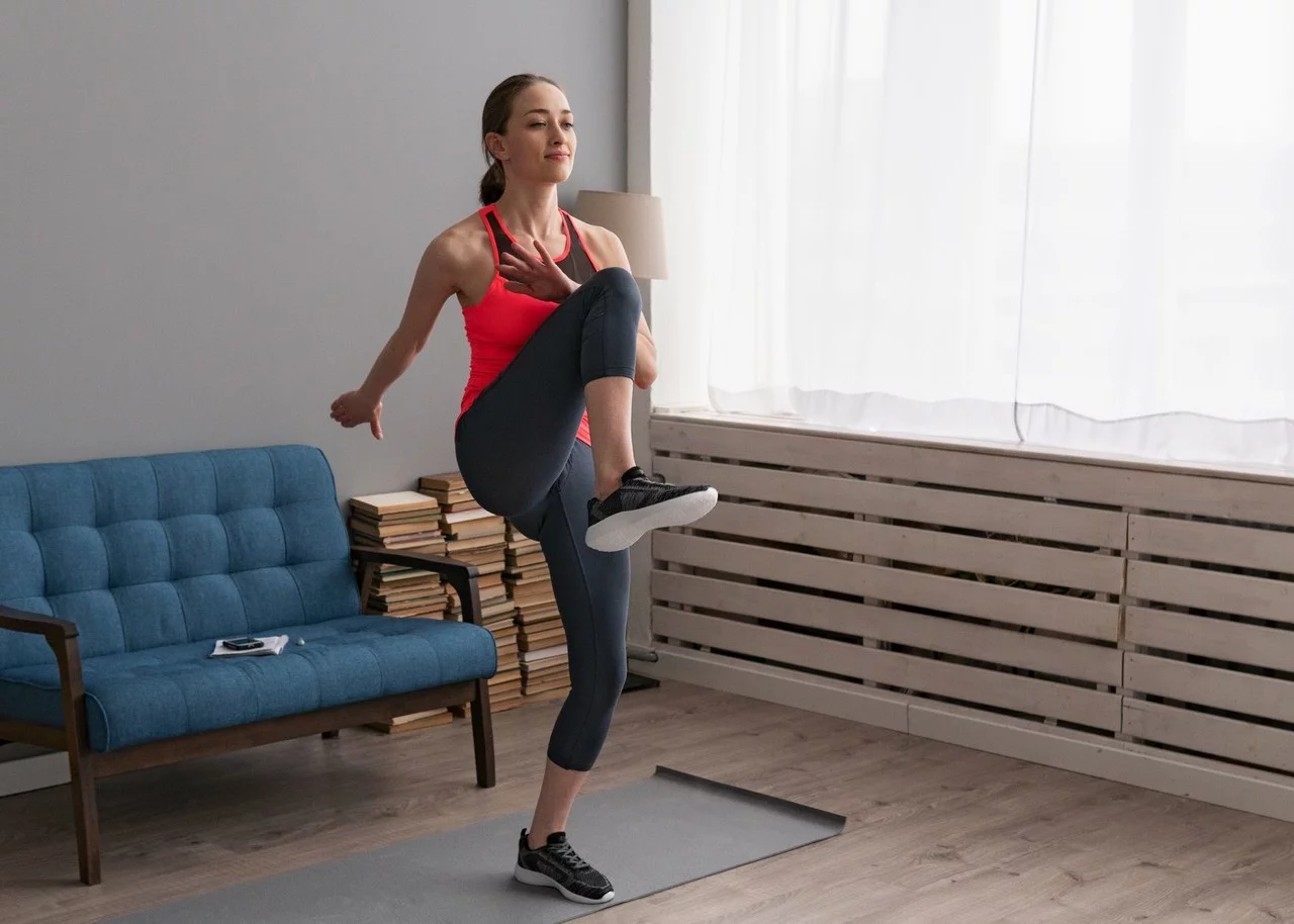 Nemáte čas cvičiť? Ak máte iba 5 minút denne, skúste toto.