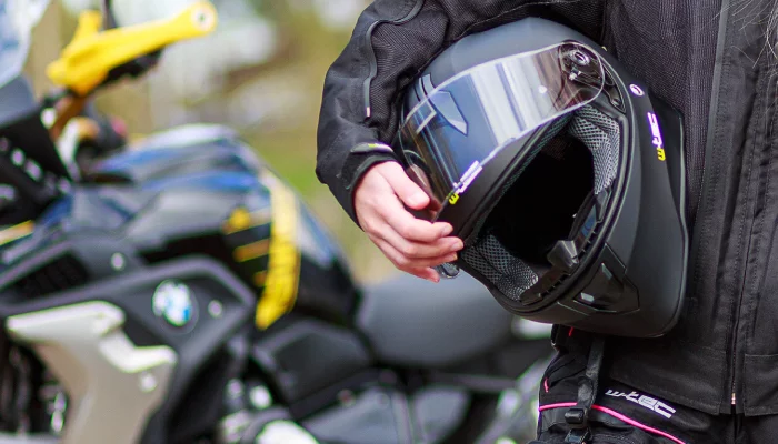 Moto prilby LS2