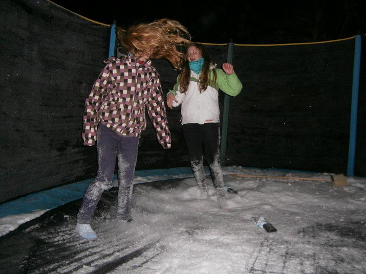 Asi rok som rodičov spracúvala nato, aby mi dovolili kúpiť si trampolínu.
