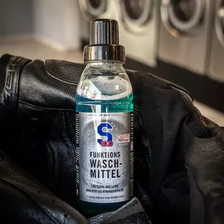 Prací prostriedok pre funkčné oblečenie S100 Technical Fabric & Leather Wash 300 ml