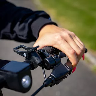 Elektrická kolobežka W-TEC Nikotes 350W 8,5"