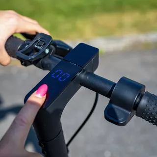 Elektrická kolobežka W-TEC Nikotes 350W 8,5"