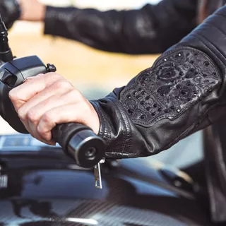 Dámska kožená bunda W-TEC Strass - 2.akosť - čierna s kamienkami