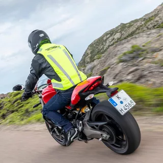 Airbagová vesta Helite e-Turtle HiVis rozšírená, elektronická
