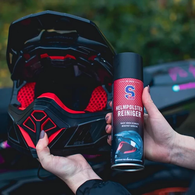 Čistič a dezinfekcia interiéru prilby S100 Helmet Interior Cleaner 300 ml