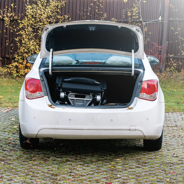 Elektrický invalidný vozík inSPORTline Hawkie 700W - 2. akosť