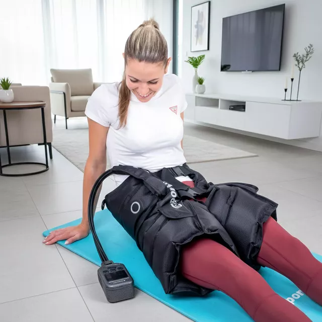 Kompresné masážne kraťasy inSPORTline Complift