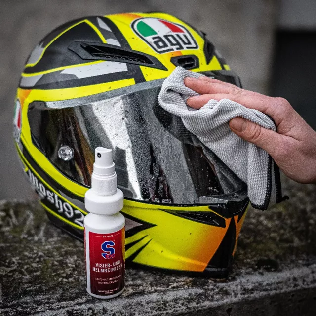 Čistič plexi S100 Visor & Helmet Cleaner 100 ml s utierkou z mikrovlákna