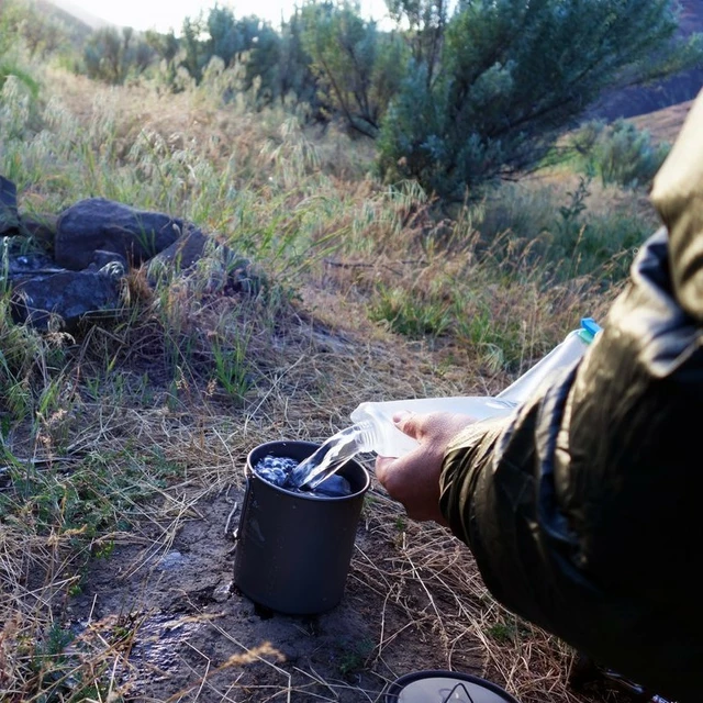 Skladacia fľaša CNOC Vecto 2 l modrá