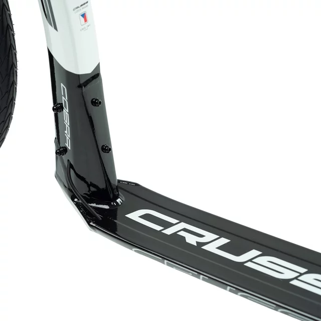 Kolobežka Crussis Cobra Sport 4.2-2 čierno-biela 26"/20"