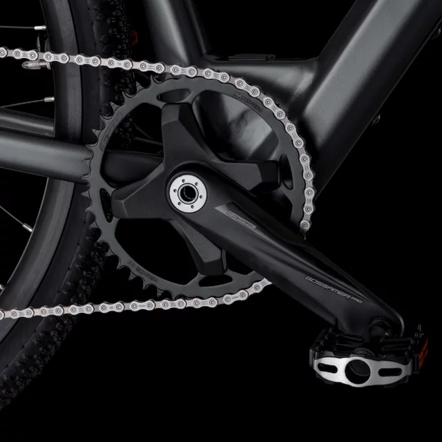 Gravel elektrobicykel 4EVER ENGRAVE FLAT 28" - titan/hologram