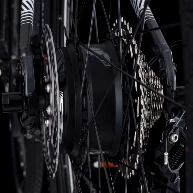 Gravel elektrobicykel 4EVER ENGRAVE FLAT 28" - titan/hologram