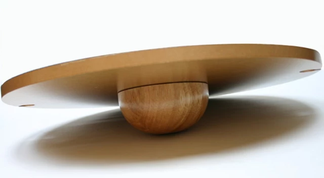 Drevená balančná podložka inSPORTline